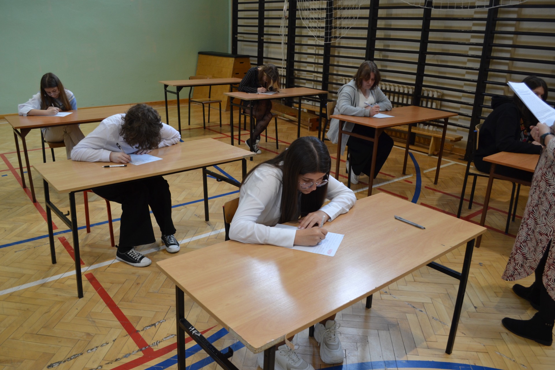 Uczniowie na konkursie ortograficznym w Tuczępach