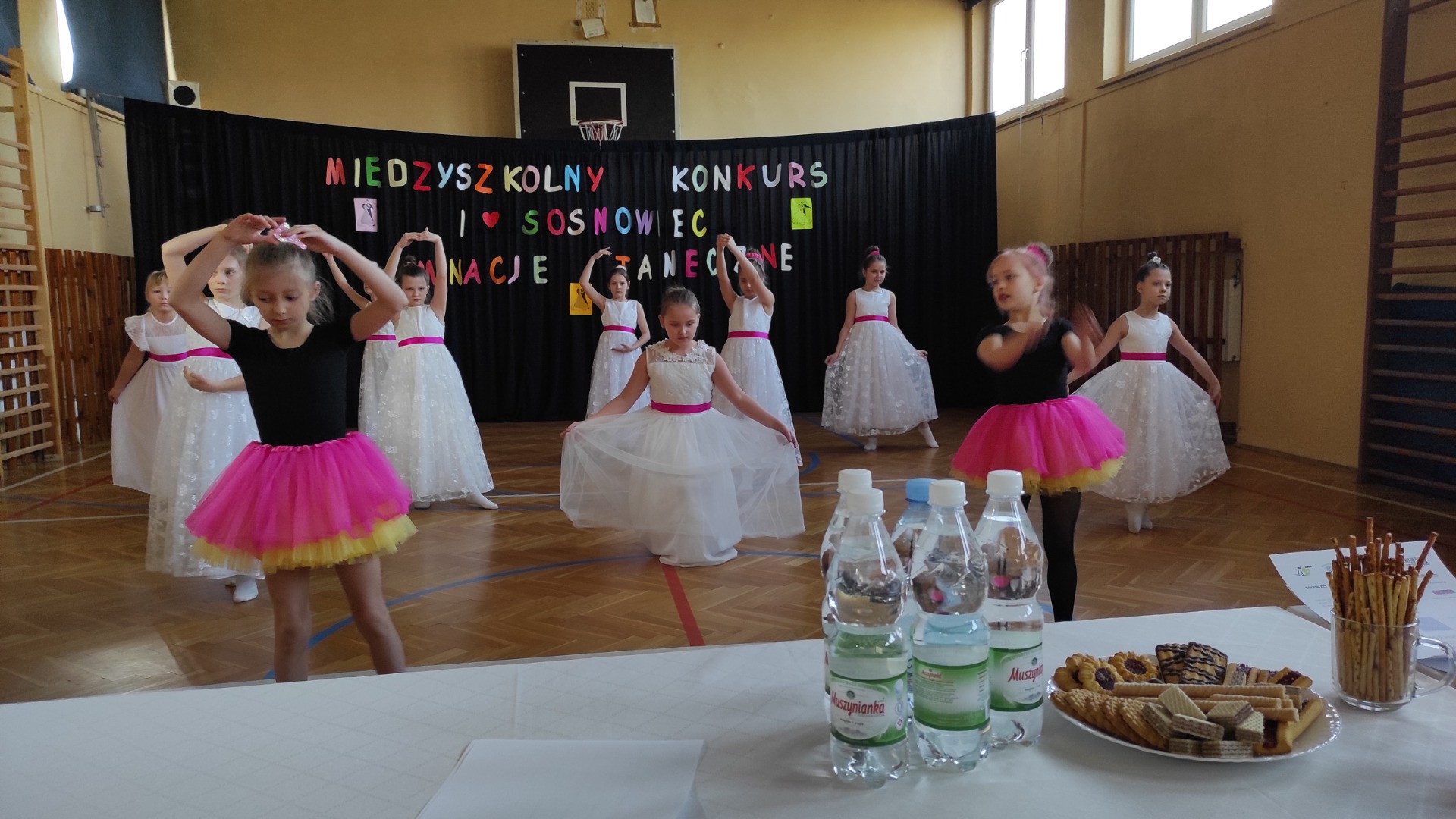 Międzyszkolny Konkurs Taneczny-I Sosnowiec-P.S.Sowa-2024 - Obrazek 5