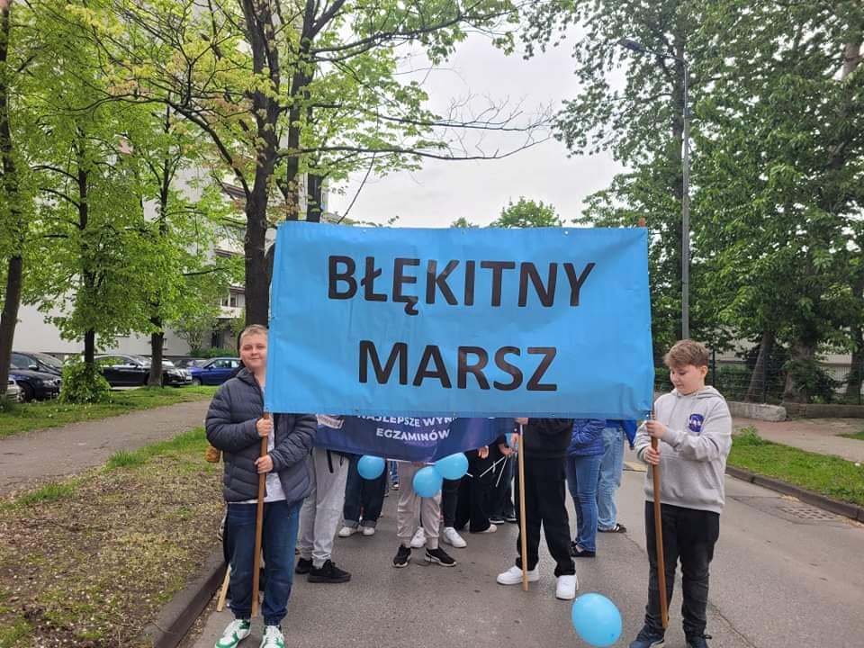 Błękitny marsz - Obrazek 1