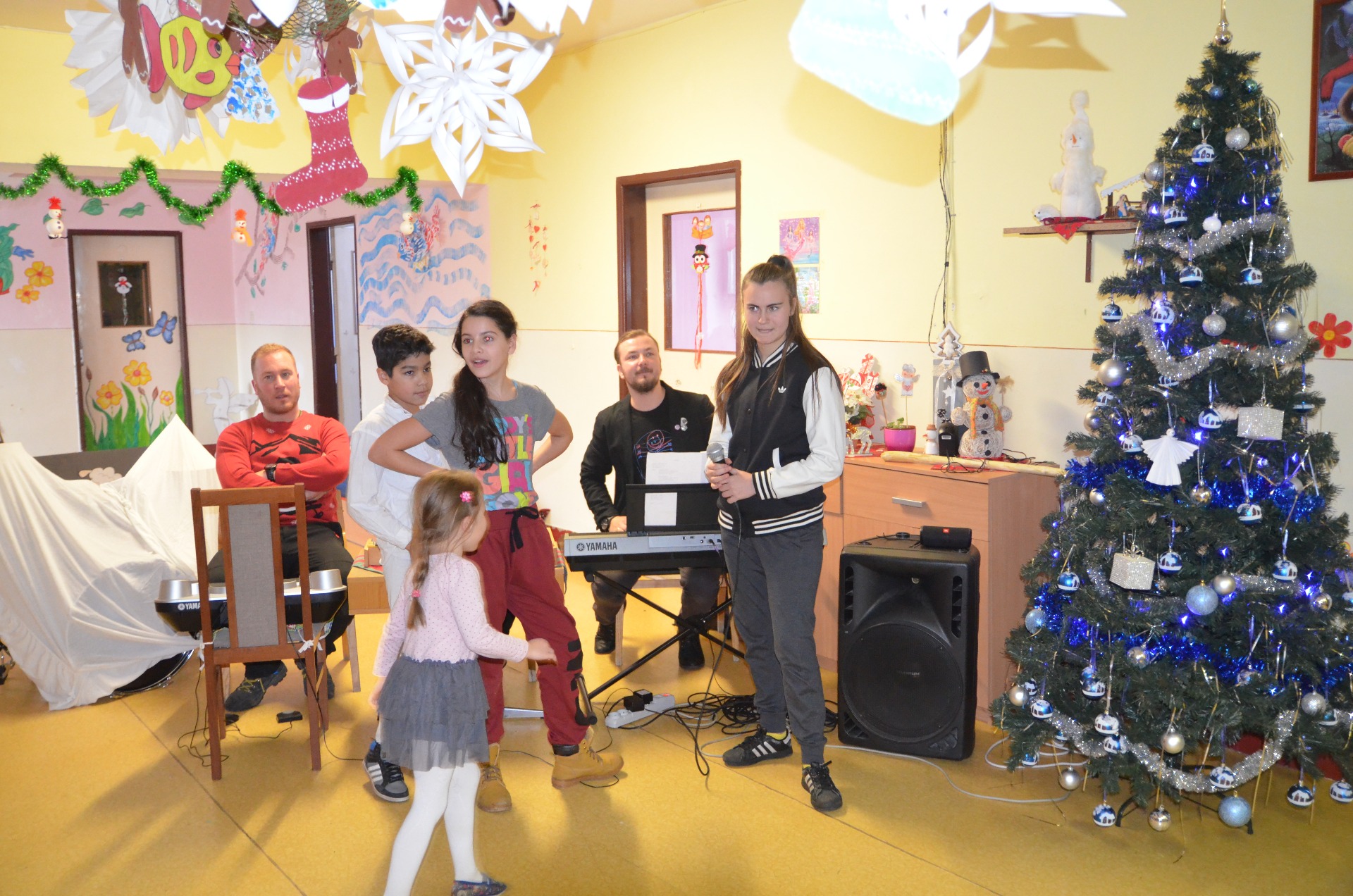 Vianočné vystúpenie v Detskom domove Martin - Obrázok 3