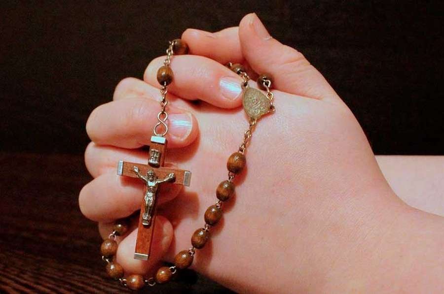 Milión detí sa modlí ruženec ♥ - Obrázok 1